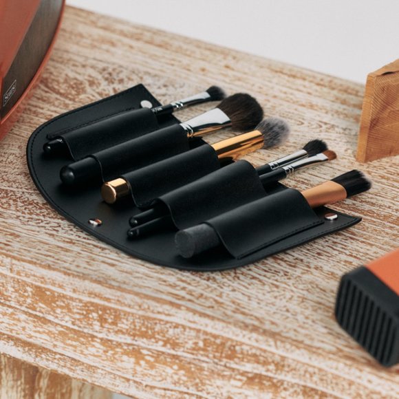 Premium Leather Convertible Crossbody/Belt bag - Picture 6 of 7